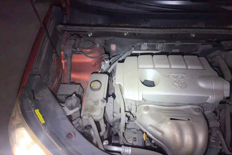 Used Toyota RAV4 2013 2.5L Automatic 4x4 Prestige Edition Engine Bay Right