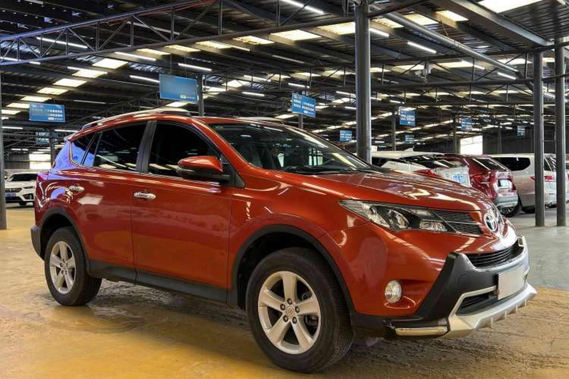 Used Toyota RAV4 2013 2.0L CVT Four-Wheel Drive New Edition Exterior 2