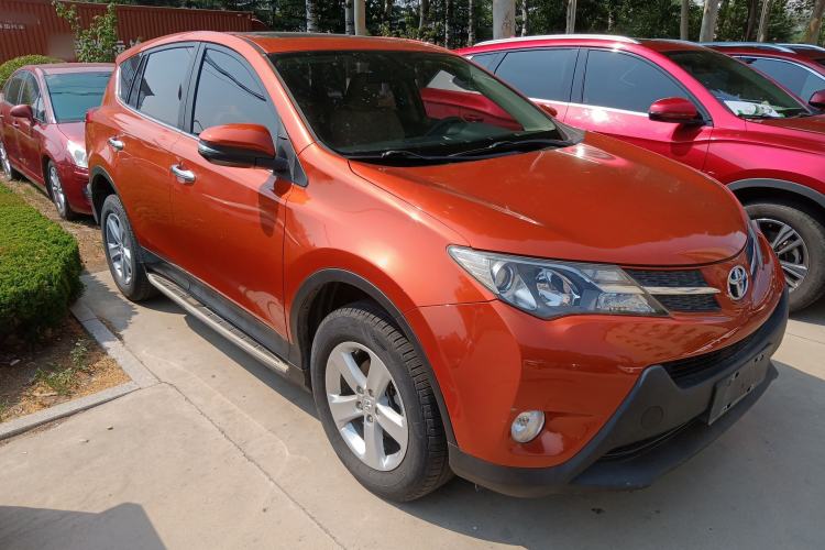 Used Toyota RAV4 2013 2.0L CVT Four-Wheel Drive New Edition Exterior 2