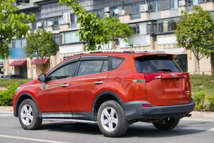 Used Toyota RAV4 2013 2.0L CVT Four-Wheel Drive New Edition Exterior 2
