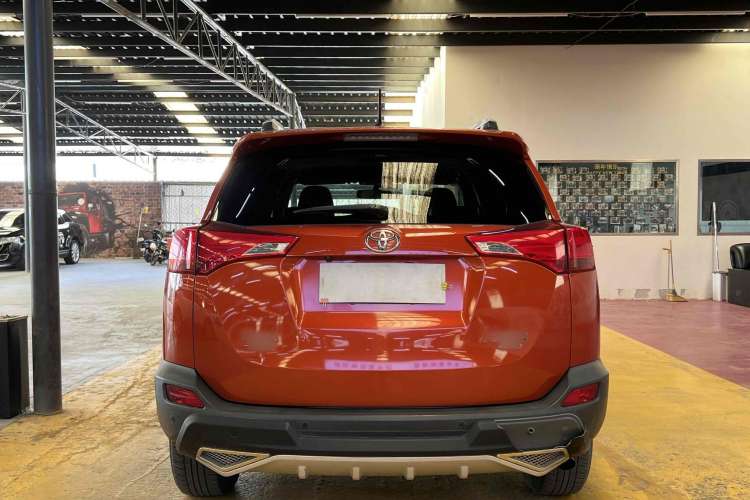 Used Toyota RAV4 2013 2.0L CVT Four-Wheel Drive New Edition Exterior 4