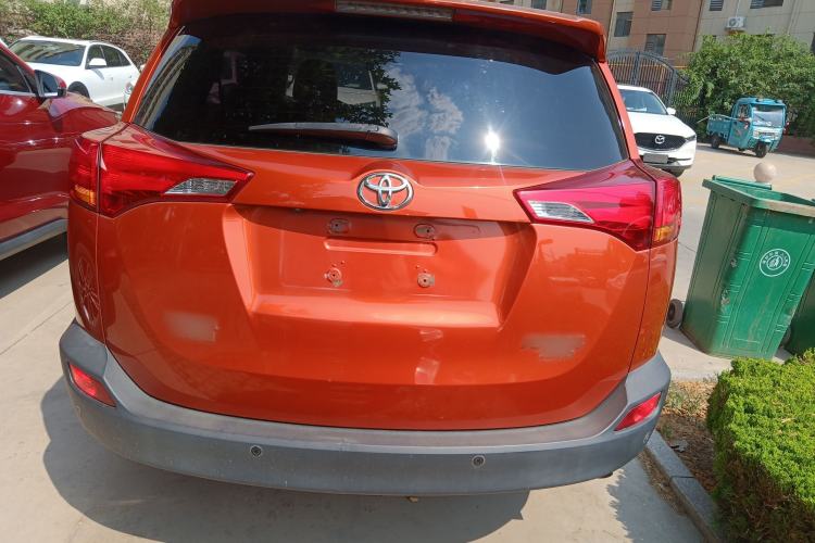 Used Toyota RAV4 2013 2.0L CVT Four-Wheel Drive New Edition Exterior 4