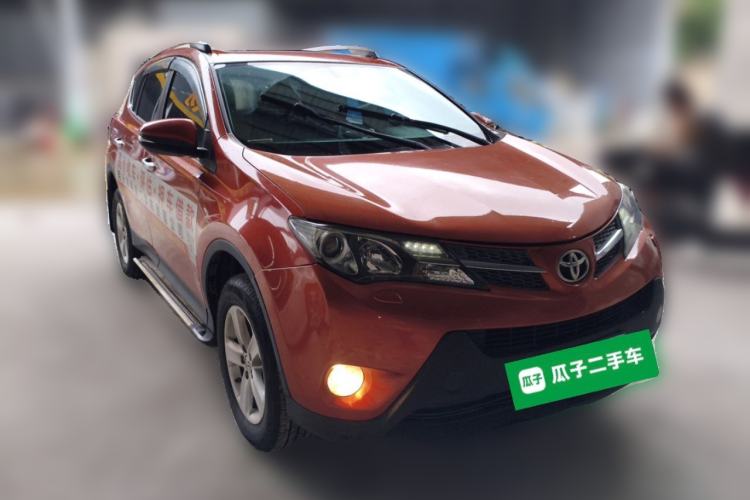Used Toyota RAV4 2013 2.5L Automatic 4x4 Elite Edition Front Right 45 Deg