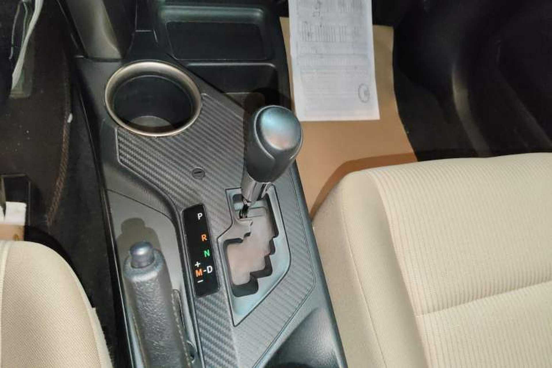 Used Toyota RAV4 2013 2.0L CVT Four-Wheel Drive Fashion Edition Gear Lever