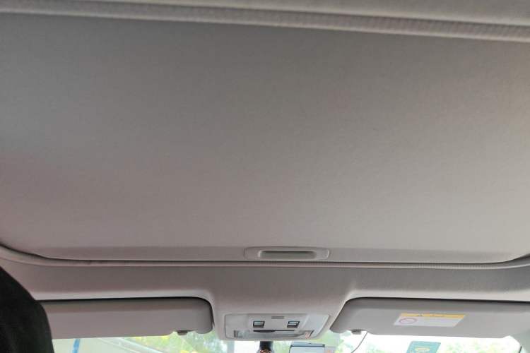 Used Toyota RAV4 2013 2.0L CVT Four-Wheel Drive New Edition Headliner