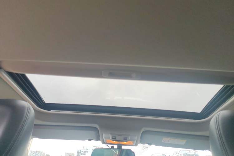 Used Toyota RAV4 2013 2.0L CVT Four-Wheel Drive New Edition Headliner