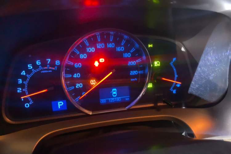 Used Toyota RAV4 2013 2.5L Automatic 4x4 Prestige Edition Instrument Cluster