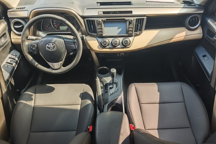 Used Toyota RAV4 2013 2.0L CVT Two-Wheel Drive Urban Edition Interior 1