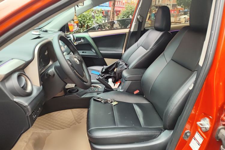 Used Toyota RAV4 2013 2.0L CVT Four-Wheel Drive New Edition Left Front Seat