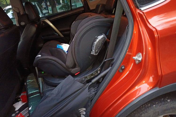 Used Toyota RAV4 2013 2.5L Automatic 4x4 Prestige Edition Left Rear Seat