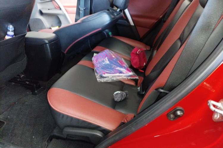 Used Toyota RAV4 2013 2.5L Automatic 4x4 Elite Edition Left Rear Seat