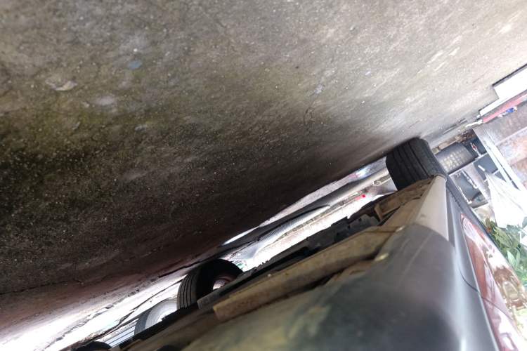 Used Toyota RAV4 2013 2.0L CVT Two-Wheel Drive Urban Edition Left Side Sill