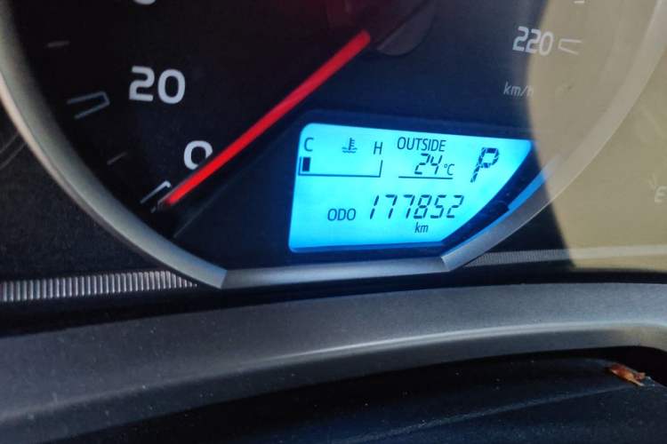 Used Toyota RAV4 2013 2.0L CVT Two-Wheel Drive Urban Edition Odometer Close Up