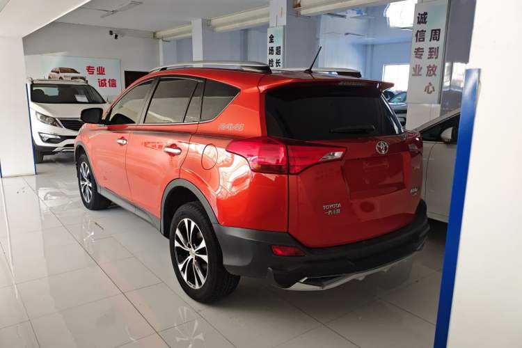 Used Toyota RAV4 2013 2.5L Automatic 4x4 Prestige Edition Rear Left 45 Deg