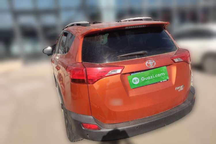 Used Toyota RAV4 2013 2.0L CVT Four-Wheel Drive Fashion Edition Rear Right 45 Deg