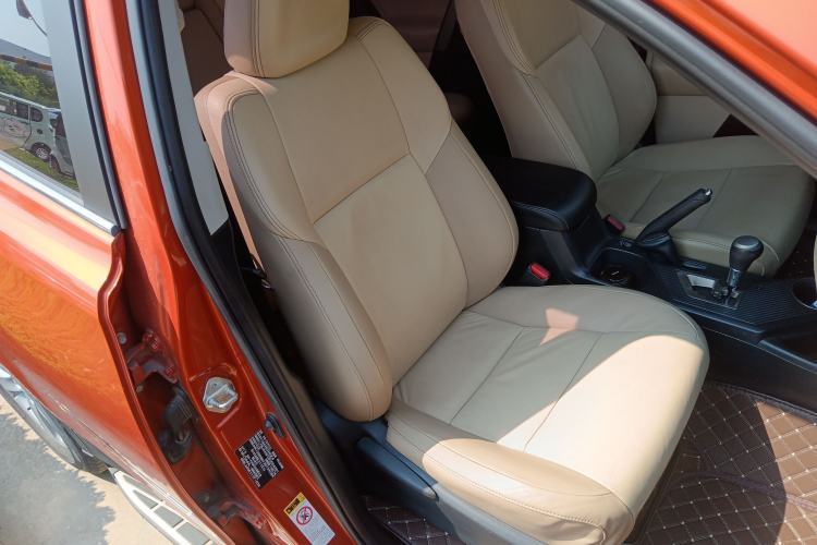 Used Toyota RAV4 2013 2.0L CVT Four-Wheel Drive New Edition Right Front Seat