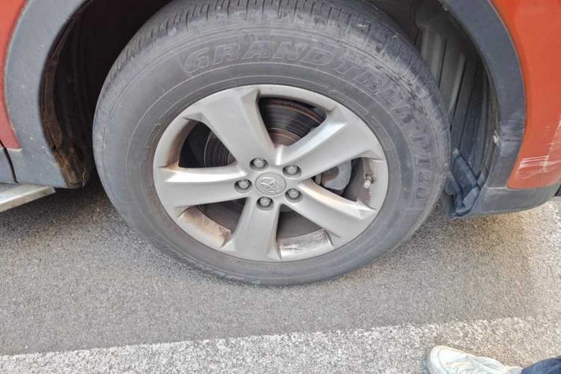 Used Toyota RAV4 2013 2.0L CVT Two-Wheel Drive Urban Edition Right Front Wheel Hub