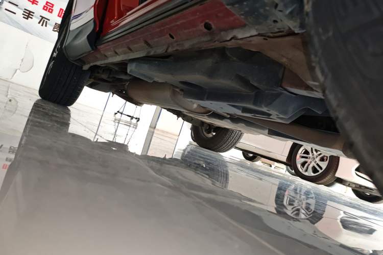 Used Toyota RAV4 2013 2.5L Automatic 4x4 Prestige Edition Right Side Sill