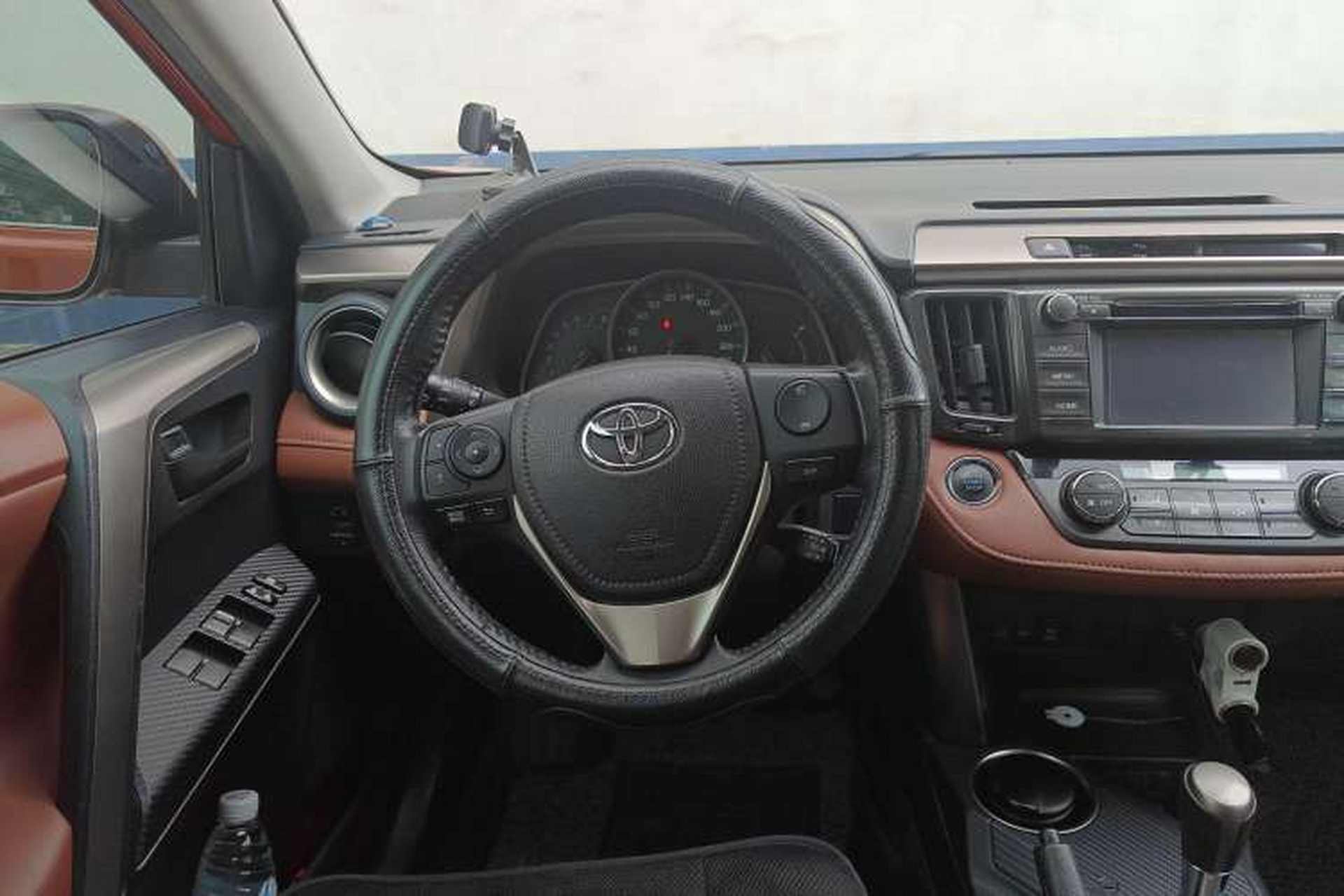 Used Toyota RAV4 2013 2.5L Automatic 4x4 Elite Edition Steering Wheel
