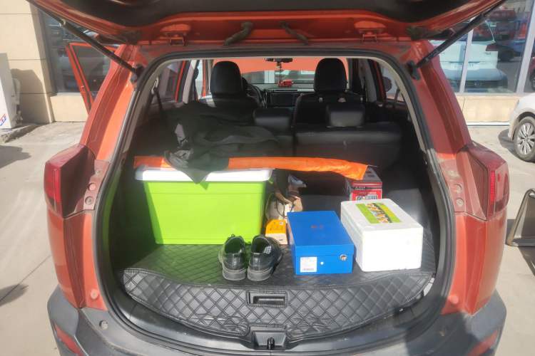 Used Toyota RAV4 2013 2.0L CVT Four-Wheel Drive Fashion Edition Trunk