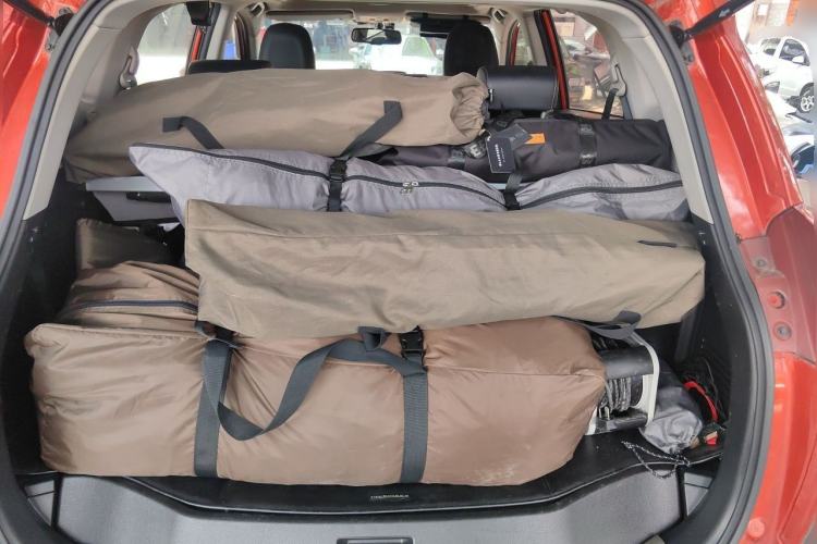 Used Toyota RAV4 2013 2.5L Automatic 4x4 Elite Edition Trunk