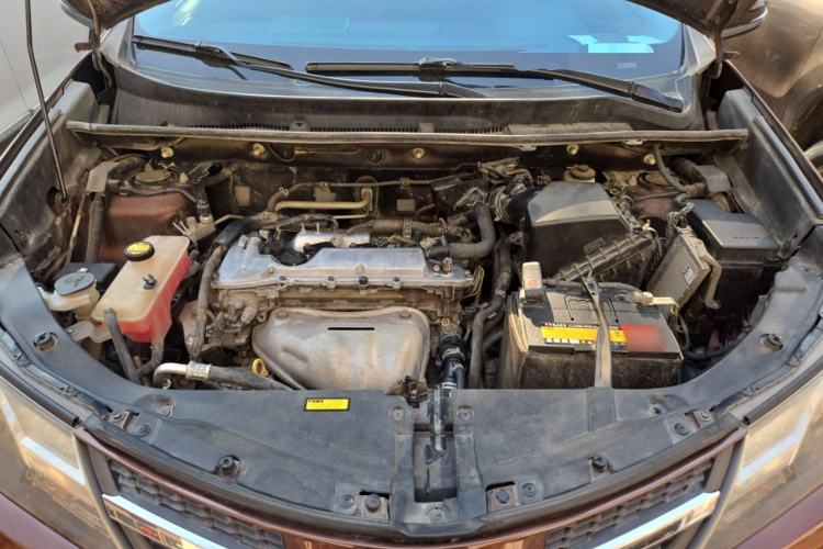 Used Toyota RAV4 2013 2.5L Automatic 4x4 Luxury Edition Engine Bay