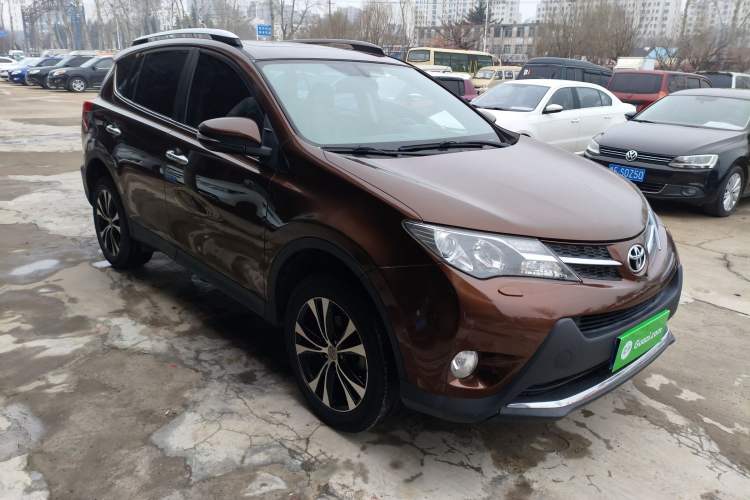 Used Toyota RAV4 2013 2.5L Automatic 4x4 Luxury Edition Exterior 1