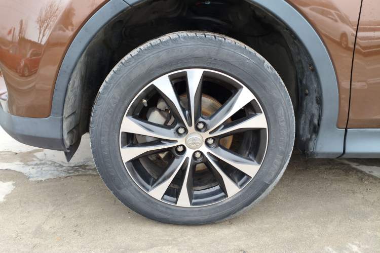 Used Toyota RAV4 2013 2.5L Automatic 4x4 Luxury Edition Exterior 4