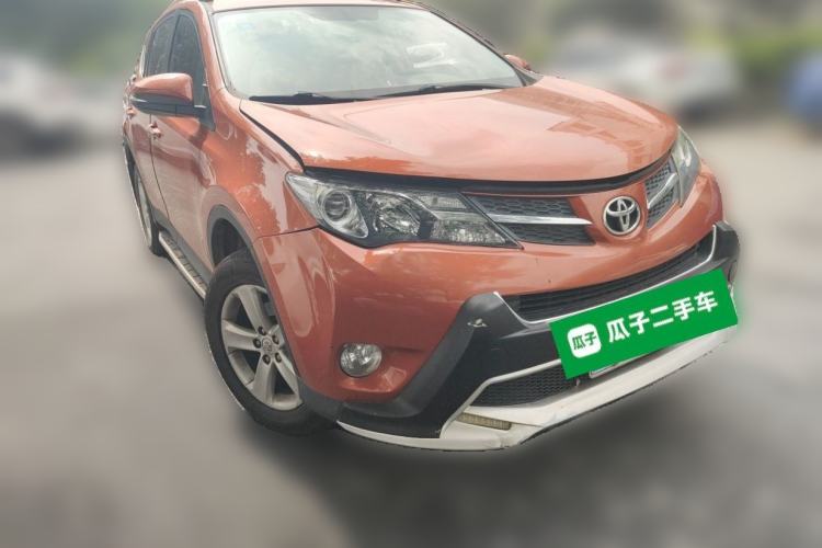 Used Toyota RAV4 2013 2.0L CVT Two-Wheel Drive Urban Edition Front Right 45 Deg