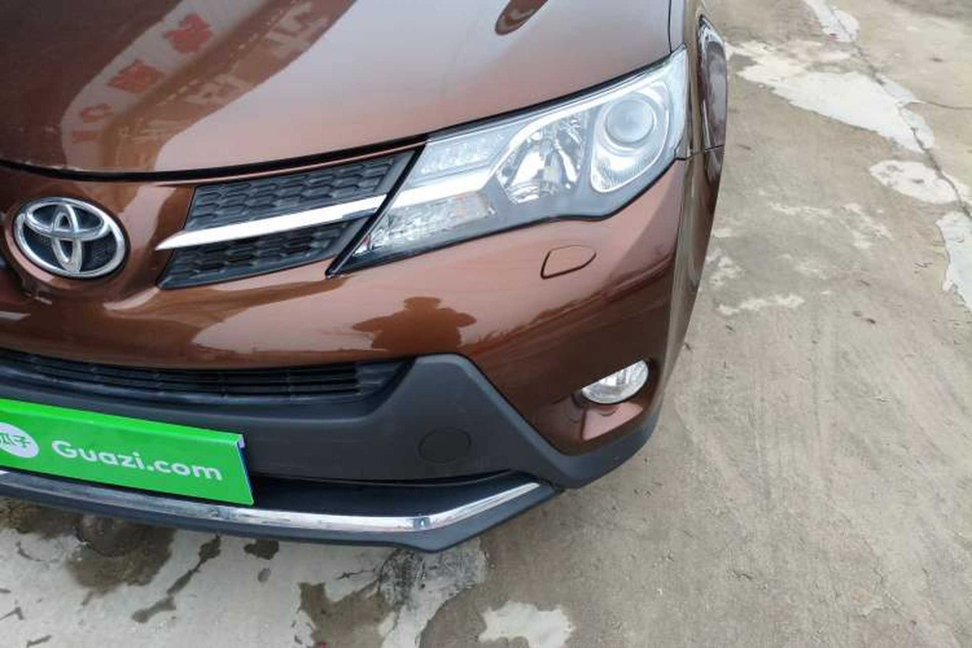 Used Toyota RAV4 2013 2.5L Automatic 4x4 Luxury Edition Left Front Headlight