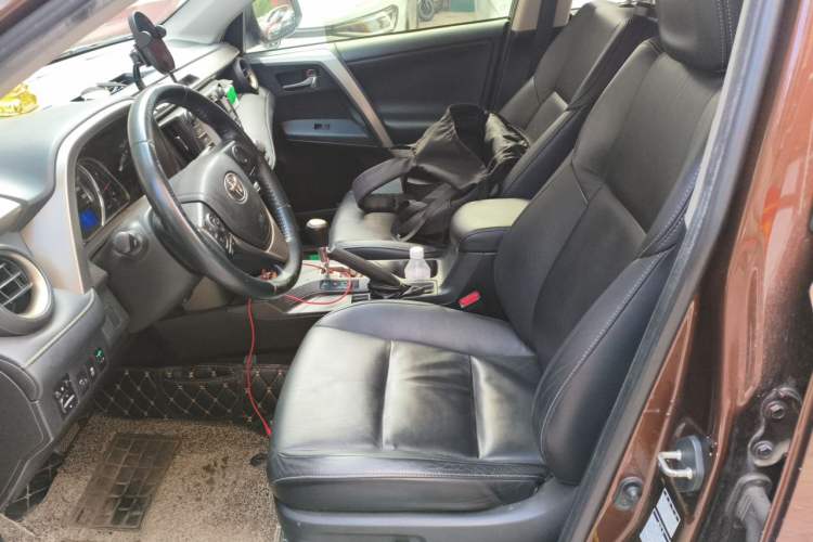Used Toyota RAV4 2013 2.0L CVT Four-Wheel Drive New Edition Left Front Seat