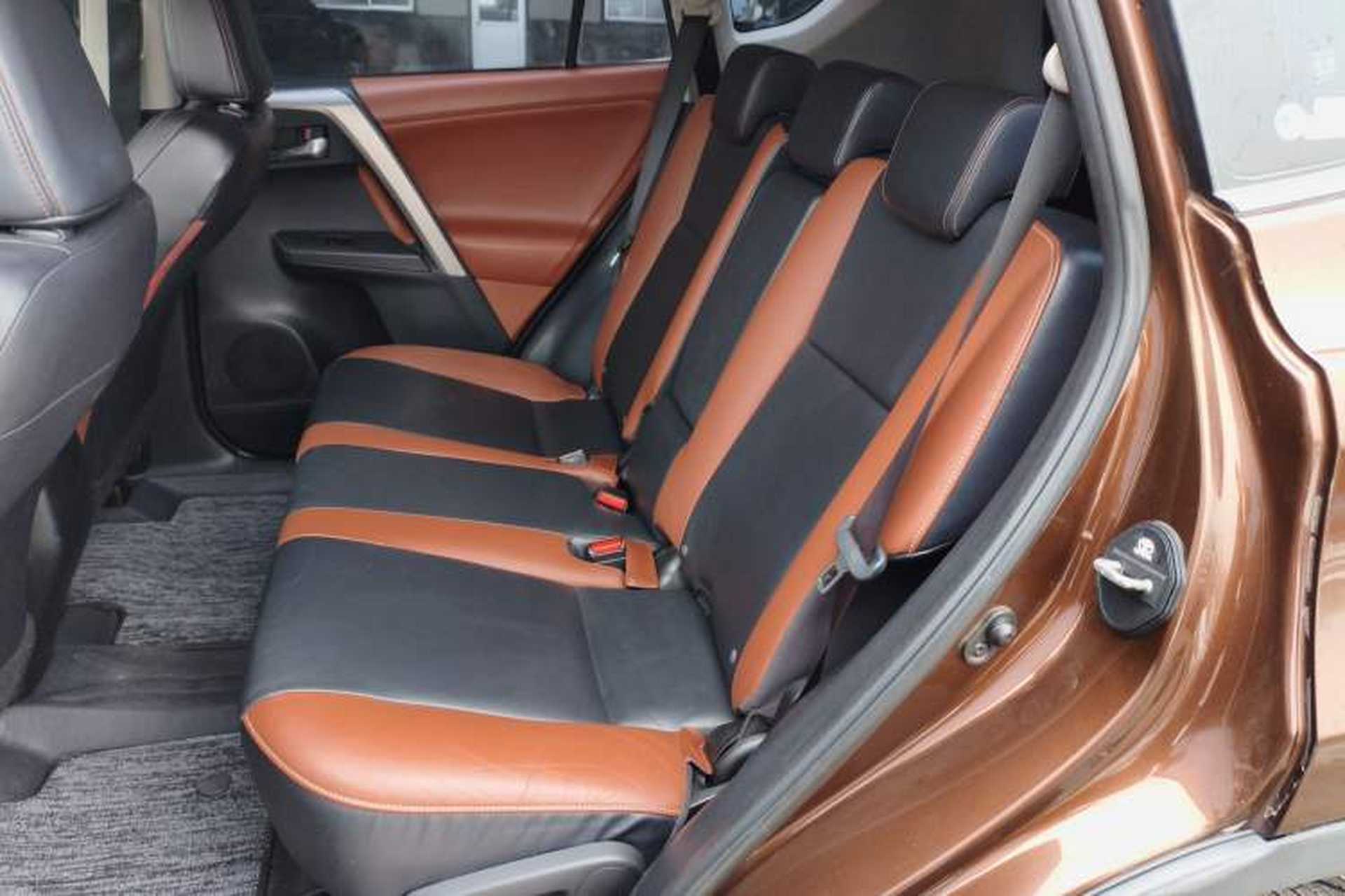 Used Toyota RAV4 2013 2.5L Automatic 4x4 Luxury Edition Left Rear Seat
