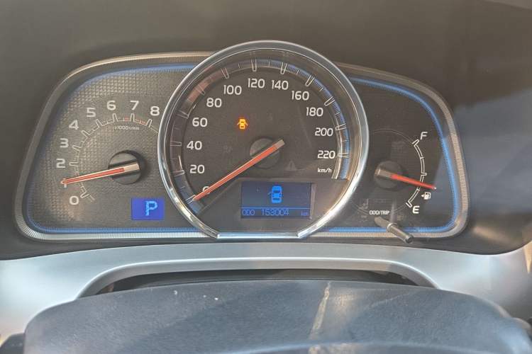 Used Toyota RAV4 2013 2.5L Automatic 4x4 Luxury Edition Odometer Close Up