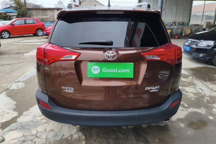 Used Toyota RAV4 2013 2.5L Automatic 4x4 Luxury Edition Rear