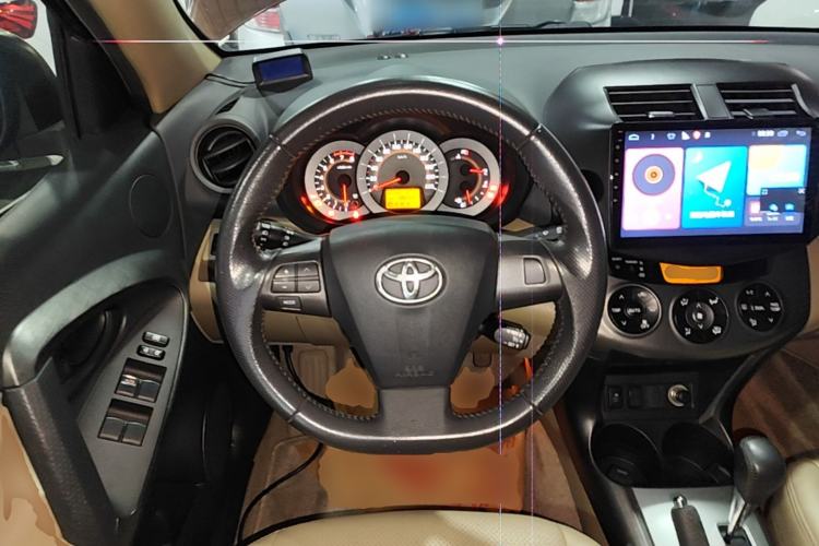 Used Toyota RAV4 2013 Special Edition 2.0L Automatic Classic Steering Wheel