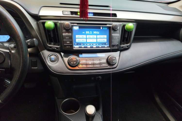 Used Toyota RAV4 2013 2.5L Automatic 4x4 Elite Edition Audio And AC Panel