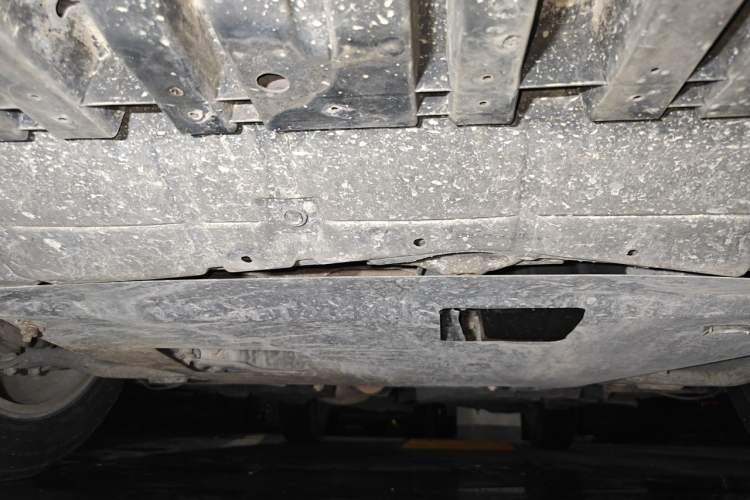Used Toyota RAV4 2013 2.0L CVT Two-Wheel Drive Urban Edition Chassis Front