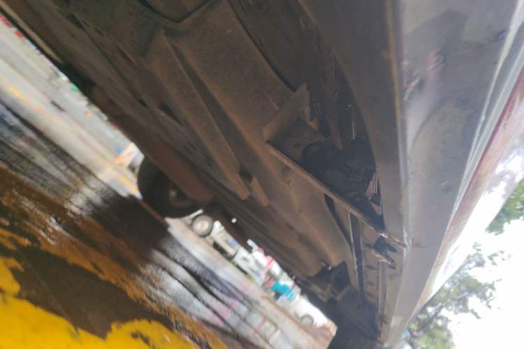Used Toyota RAV4 2013 2.5L Automatic 4x4 Elite Edition Chassis Front Left