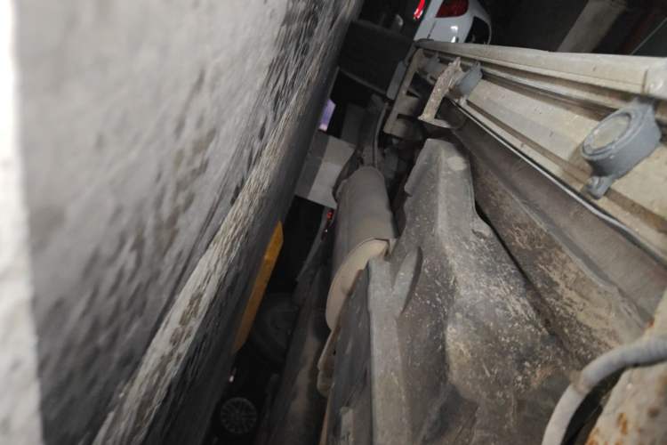 Used Toyota RAV4 2013 2.0L CVT Two-Wheel Drive Urban Edition Chassis Front Right