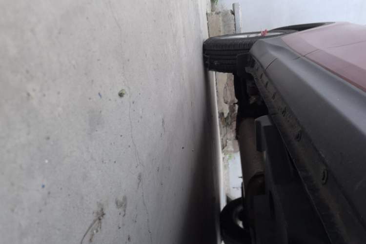 Used Toyota RAV4 2013 2.5L Automatic 4x4 Elite Edition Chassis Front Right
