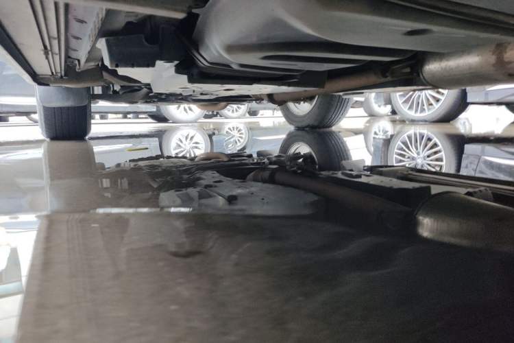 Used Toyota RAV4 2013 2.5L Automatic 4x4 Elite Edition Chassis Rear Left