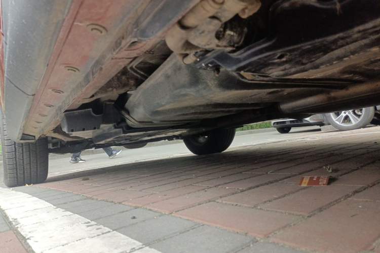 Used Toyota RAV4 2013 2.5L Automatic 4x4 Prestige Edition Chassis Rear Left