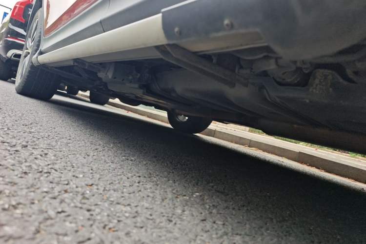 Used Toyota RAV4 2013 2.5L Automatic 4x4 Prestige Edition Chassis Rear Left