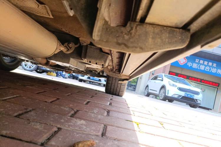 Used Toyota RAV4 2013 2.5L Automatic 4x4 Prestige Edition Chassis Rear Right
