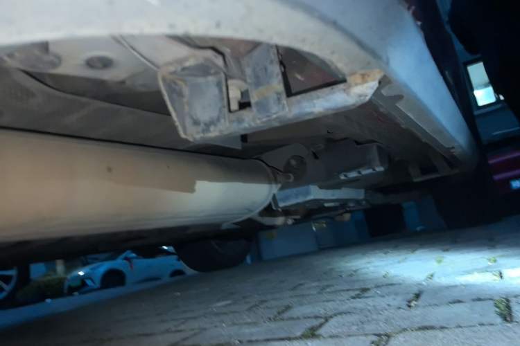 Used Toyota RAV4 2013 2.5L Automatic 4x4 Luxury Edition Chassis Rear Right