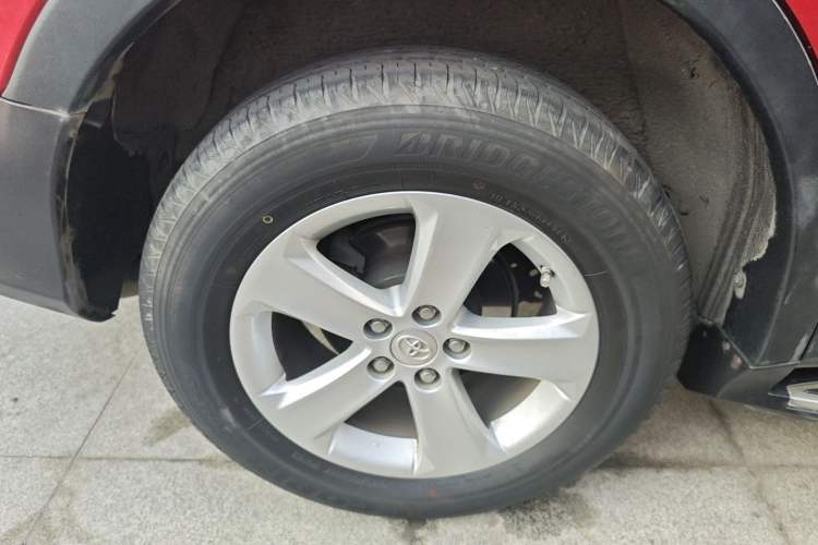 Used Toyota RAV4 2013 2.5L Automatic 4x4 Elite Edition Exterior 2