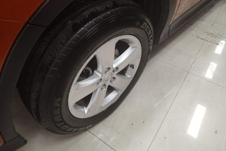 Used Toyota RAV4 2013 2.0L CVT Four-Wheel Drive New Edition Exterior 4