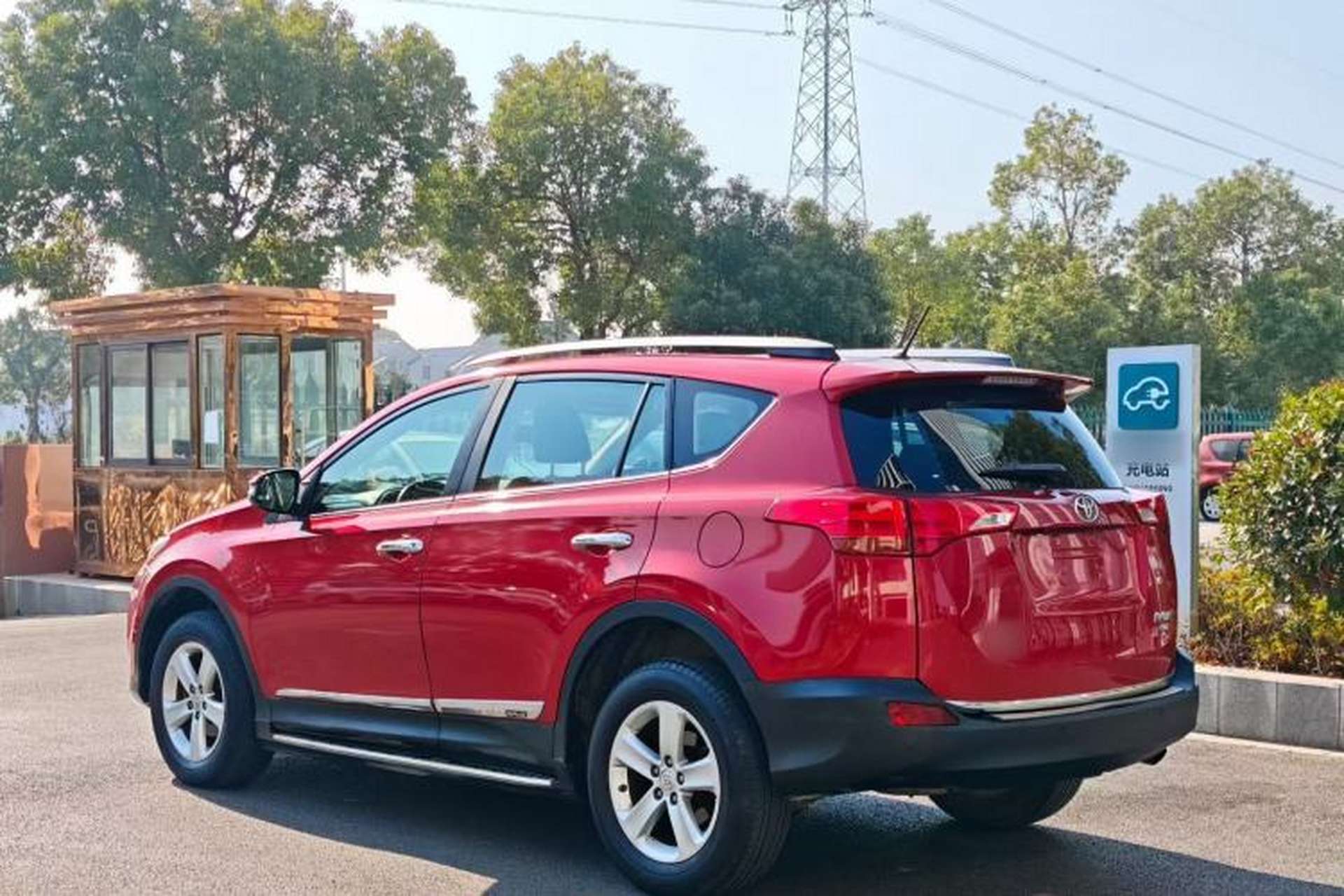 Used Toyota RAV4 2013 2.5L Automatic 4x4 Elite Edition Exterior 6