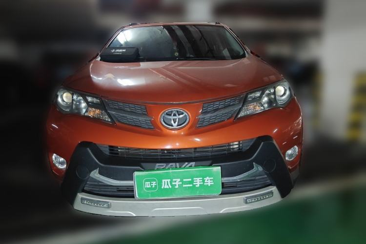 Used Toyota RAV4 2013 2.0L CVT Two-Wheel Drive Urban Edition Front
