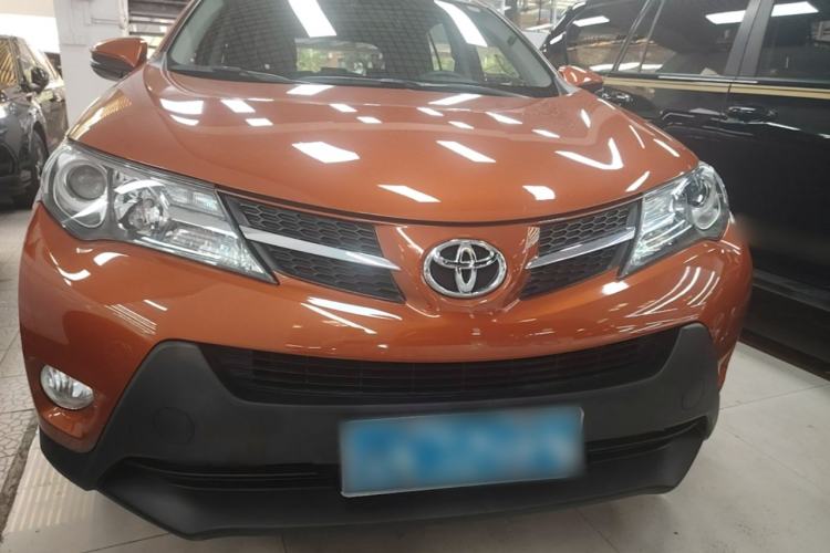 Used Toyota RAV4 2013 2.0L CVT Four-Wheel Drive New Edition Front